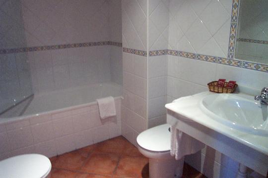 Hotel Calderon Cenes De La Vega Room photo